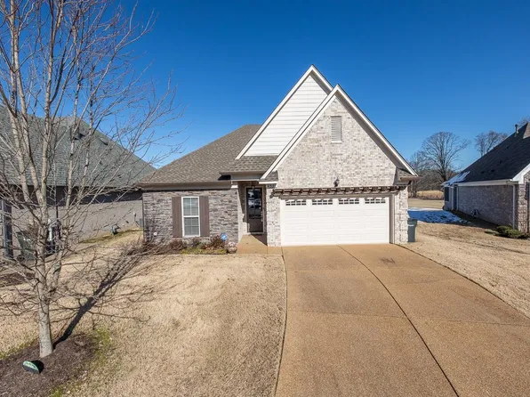 455 Saint Andrews Dr, Oakland, TN 38060