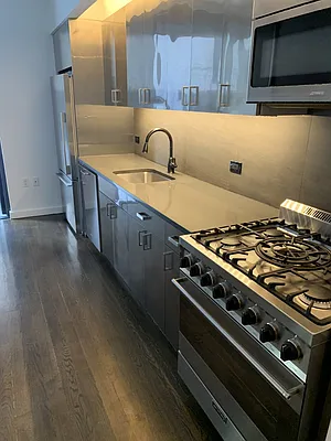 Rented by Douglas Elliman | media 17