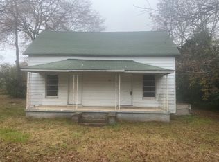 547 Woodruff St, Woodruff, SC 29388