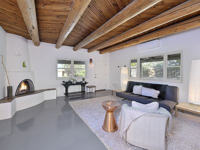 2914 Corte Del Pozo, Santa Fe, NM, 87505