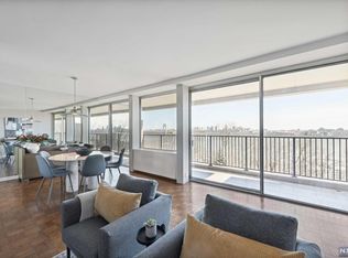 3 Horizon Rd APT G12, Fort Lee, NJ 07024