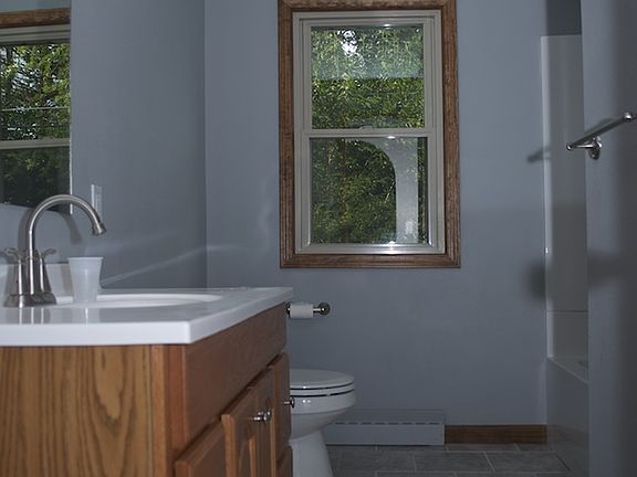 4th image of 111 W Shalley Dr
