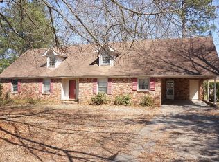 861 Twin Lakes Dr, Sumter, SC 29154