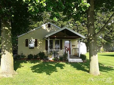 2nd image of 304 N Pine Ave