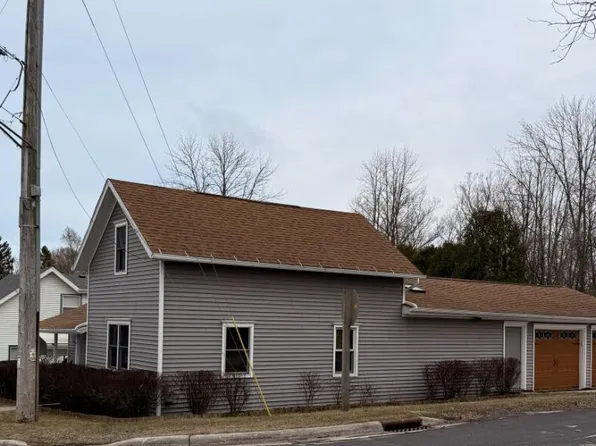 265 Lincoln AVENUE, Cleveland, WI 53015