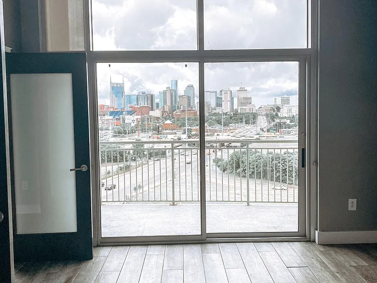 2115 Yeaman Pl #604 — Photo 9