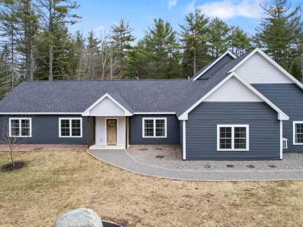10 Graystone Drive, Hampden, ME 04444