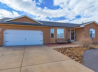 334 W Concho Dr, Pueblo West, CO 81007
