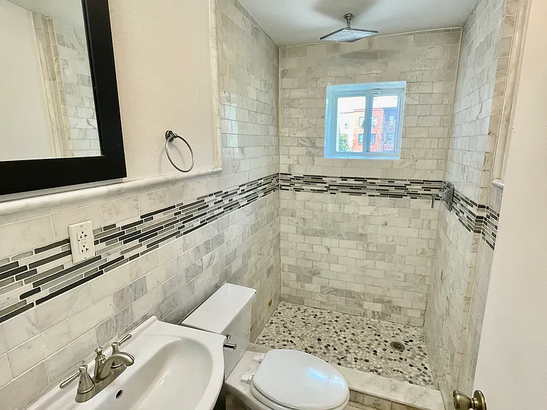 2nd floor full bath