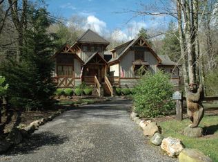237 River Links Dr, Burnsville, NC 28714