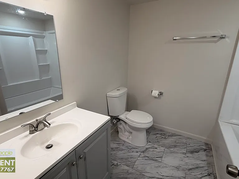 114 Couch St — Photo 12