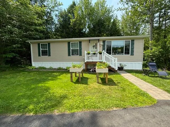 87 Pineland Drive, Winthrop, ME 04364