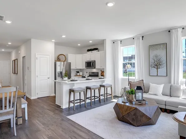 164 Sickler Ct, Sicklerville, NJ 08081