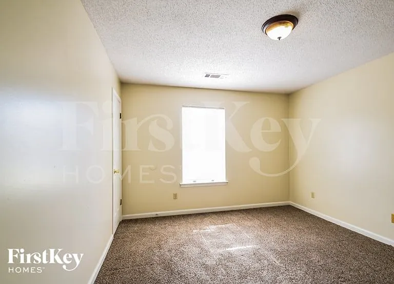 1579 Belle Trees Dr — Photo 8
