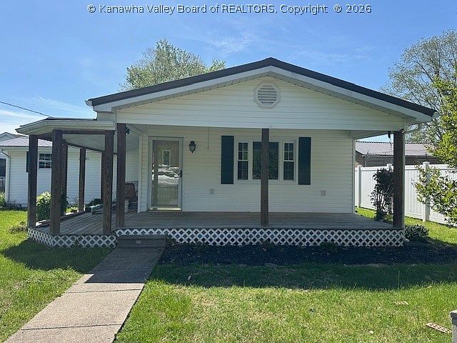 1st image of 145 Rockwood Dr