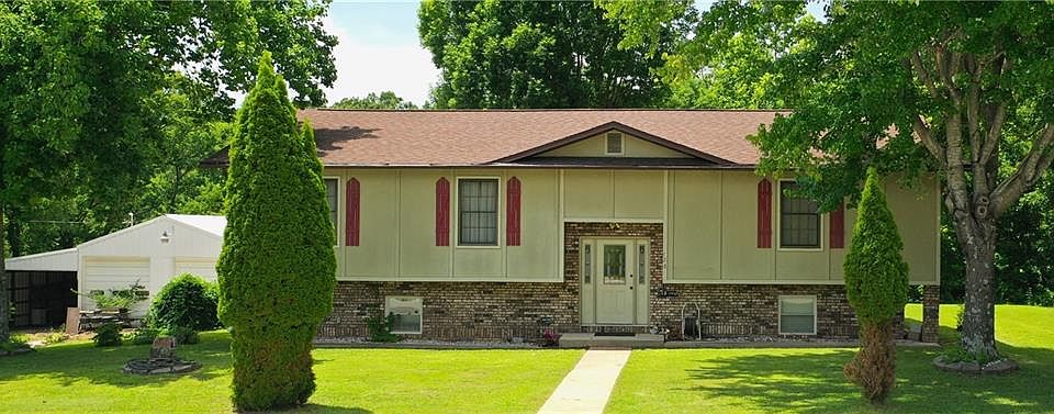1st image of 128 Jh Williamson Jr Ct