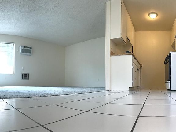 3rd image of 778 N Garfield Ave APT 213