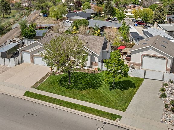 2nd image of 3778 W Mapleleaf Way