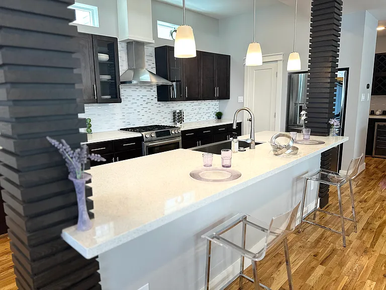 4307 Marina St — Photo 5