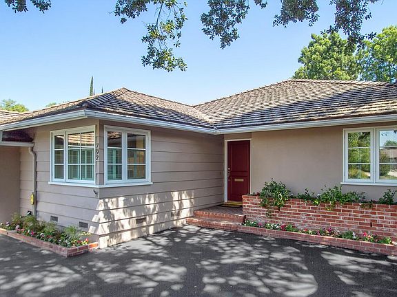 5th image of 792 Sierra Madre Blvd