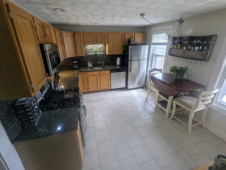 25 Tewksbury St #1 — Photo 3