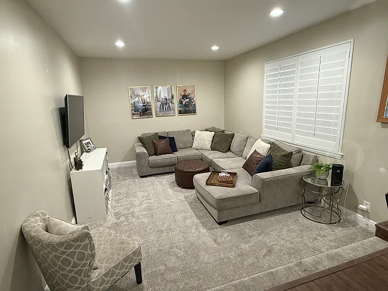 364 N 800 E — Photo 27