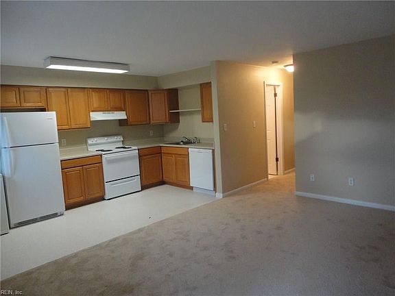 3rd image of 517 21st St APT 103