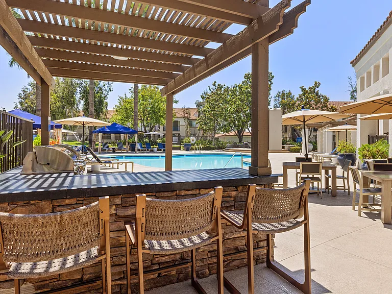 Mission Grove Park apartments community photo