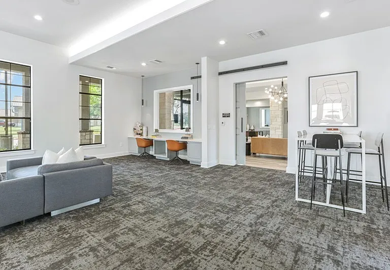 Residences at the Collection — Photo 8
