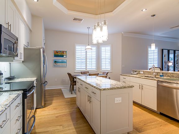 5th image of 7136 Lemuria Cir APT 903