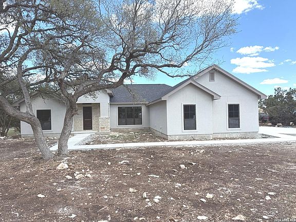 2nd image of 237 Toucan