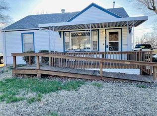451 N Glenn St, Wichita, KS 67203
