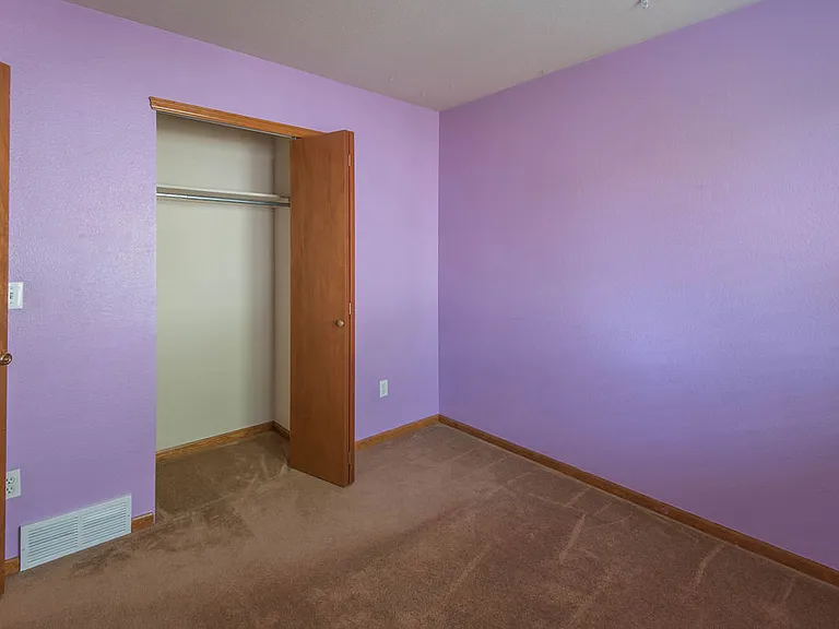 4060 Florence Dr — Photo 24