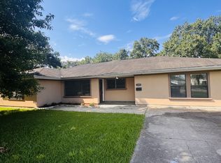 1503 N 18th St, Nederland, TX 77627