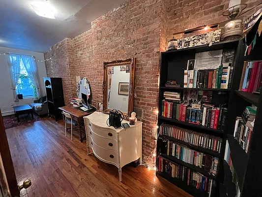 Rented by Best Apartments North Inc | media 13