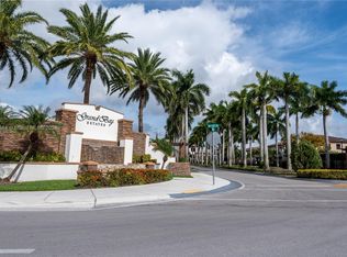 8680 NW 101st Pl, Doral, FL 33178