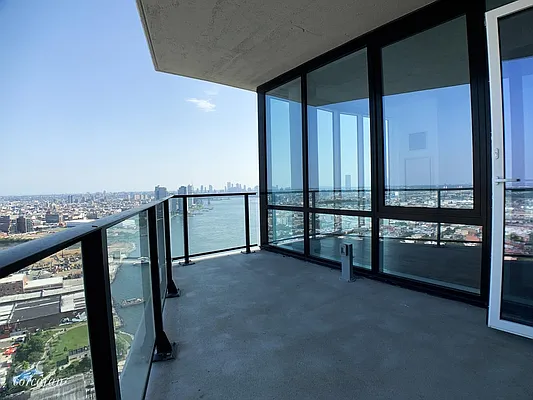 Rented by Corcoran | media 18