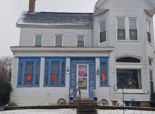 17 Trolley St, Manor, PA 15665