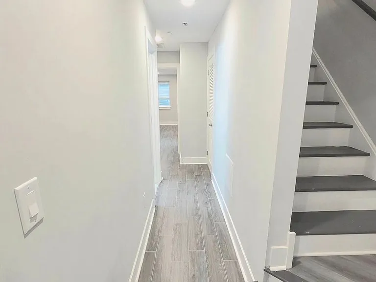 5233 Chancellor St #1 — Photo 17