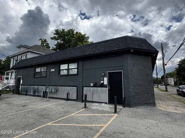 3801 River Park Dr, Louisville, KY 40211