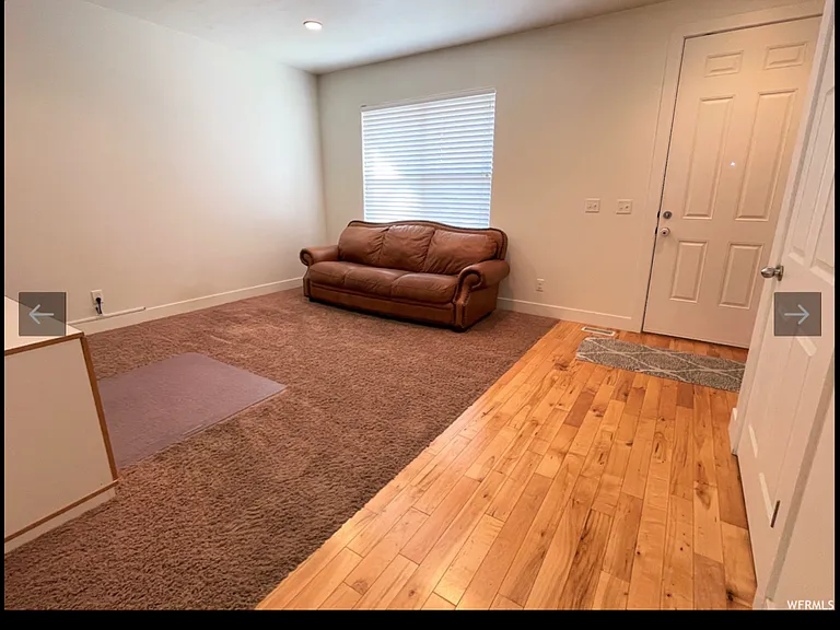 N Augusta Dr — Photo 11