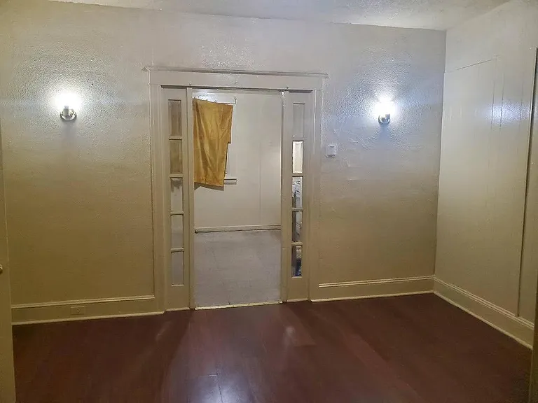 950 E Woodlawn Ave #1 — Photo 5