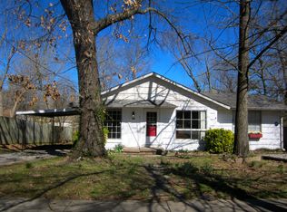 626 W Rigdon St, Carbondale, IL 62901