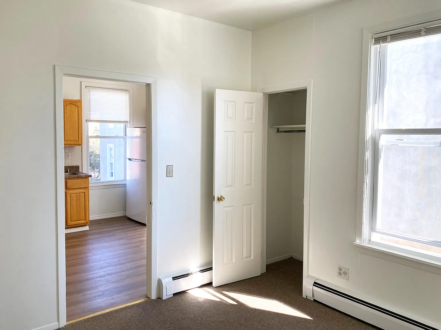 2 bed, 600 sqft, $2,600 — Photo 1