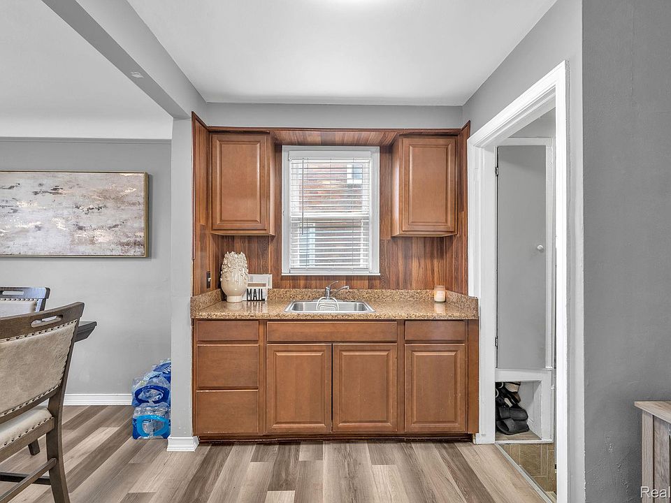 4061 Calhoun St, photo 6