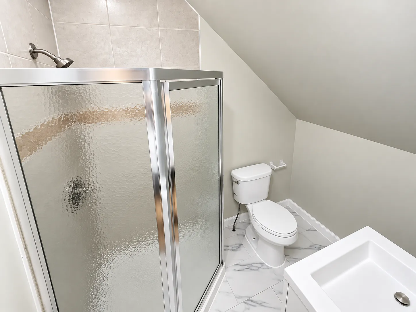 Studio, 650 sqft, $1,345 — Photo 3