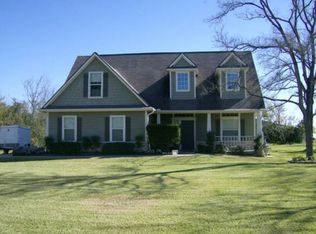 11133 Forest Dr, College Station, TX 77845