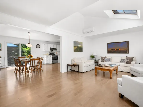 215 Cove View Road, Wellfleet, MA 02667