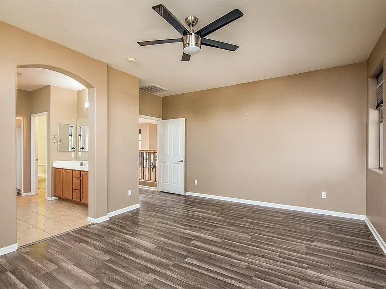 21357 N Liles Ln — Photo 34