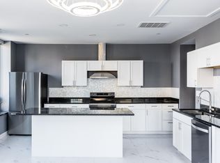 30 E Main St #201, Champaign, IL 61820